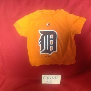 MLB Detroit tigers tshirt